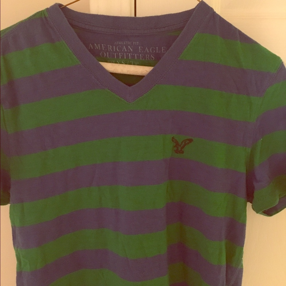 AE V-Neck/Boy