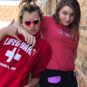 Meet your Posher, Maya