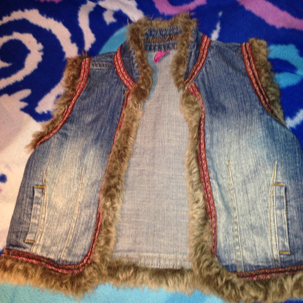 Fur vest