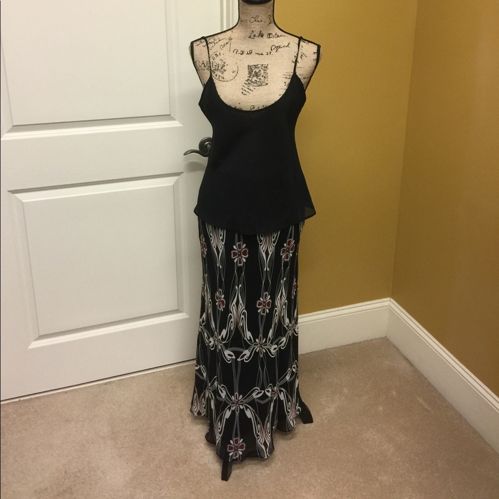 Sheek top and flirty skirt!