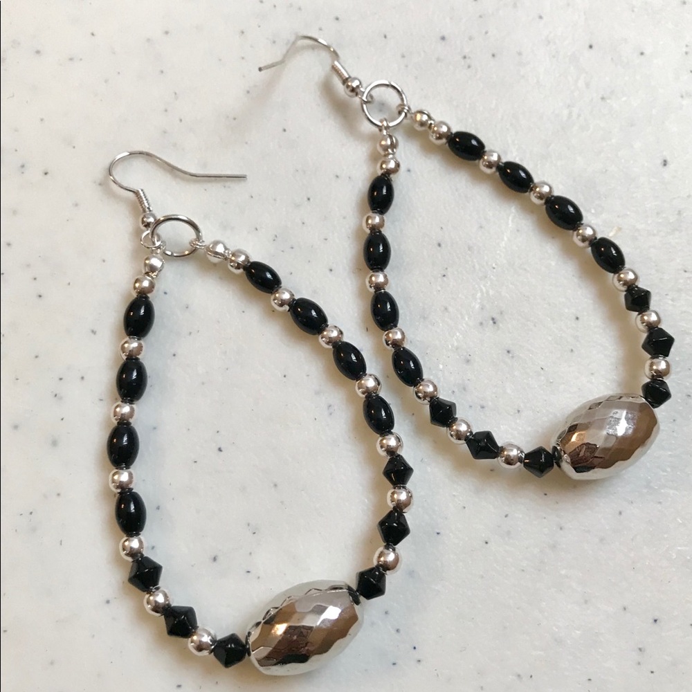 Handmade Glass Beaded Hoop Earrings Black/Silver