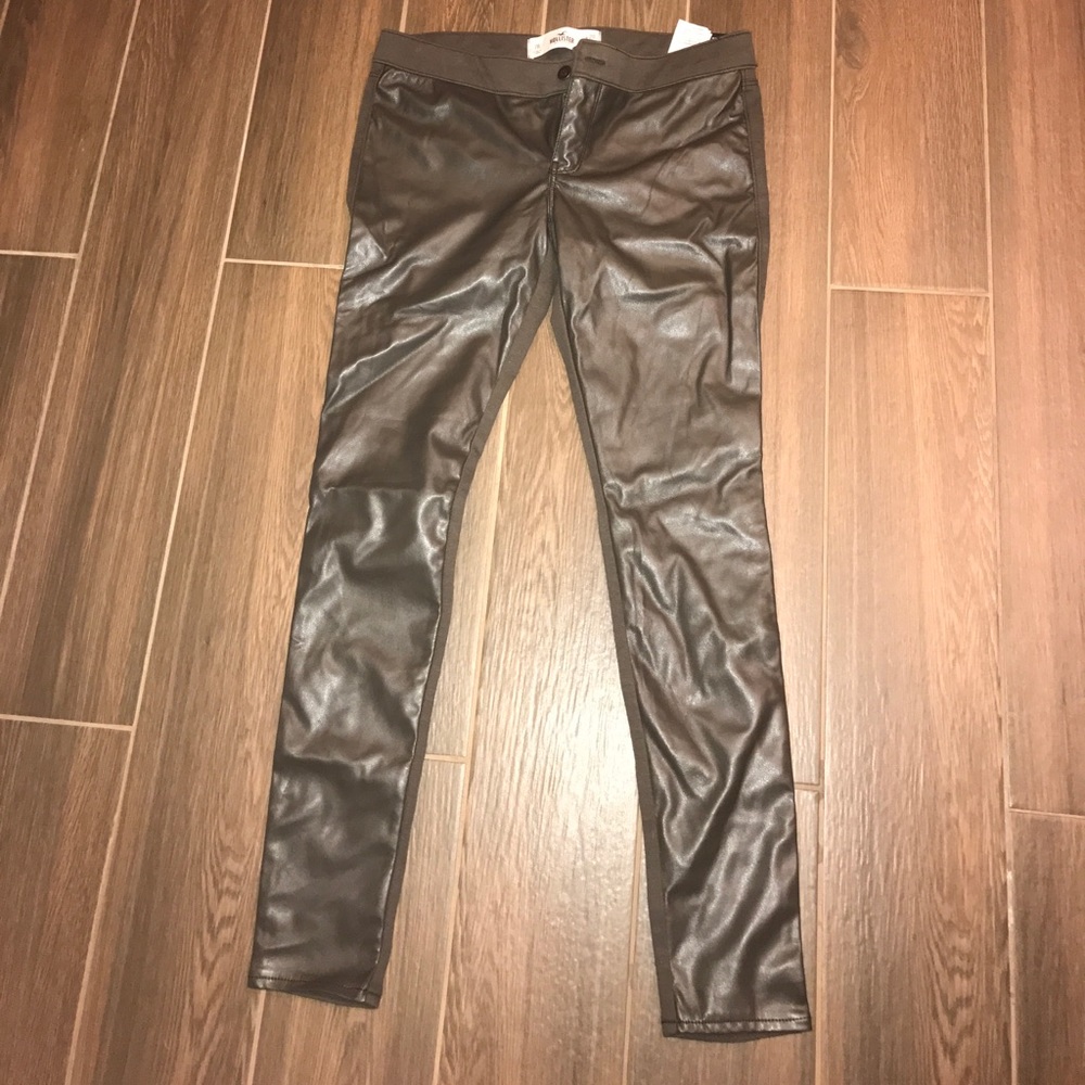 Hollister jeggings size 7-R 28"x29"