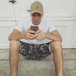 Meet your Posher, Johnny