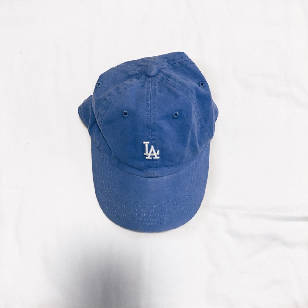 LA Dodgers dark blue hat