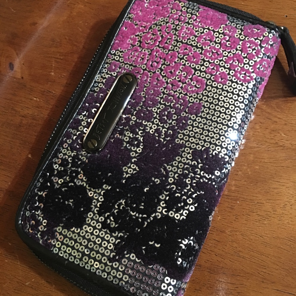 Betsey Johnson zip around wallet