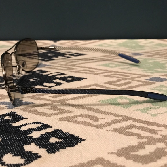 💥SOLD Ray Ban Carbon Fibre Sunglasses - Picture 6 of 6