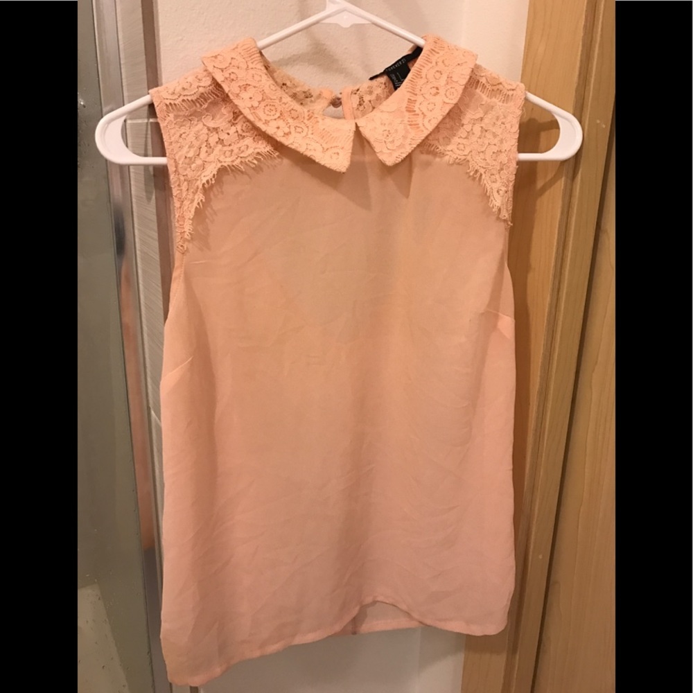 F21 Lace Elegant Top Size XS/S
