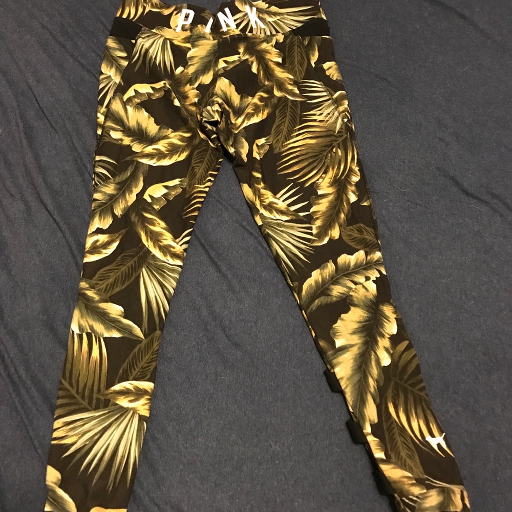 Victoria's Secret Pink leggings