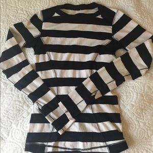 Lululemon athletica shirt