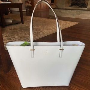 Kate Spade Medium Harmony Cedar St. in Mystic Blue