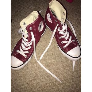 Woman's converse