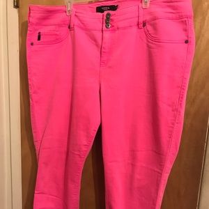 Torrid brand hot pink jeans