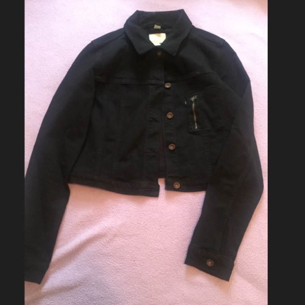 Levi's Black Denim Jacket🌚⭐️