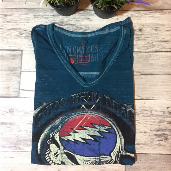 creative apparel Tops - SALE🦋Creative Apparel Oversized teal tshirt