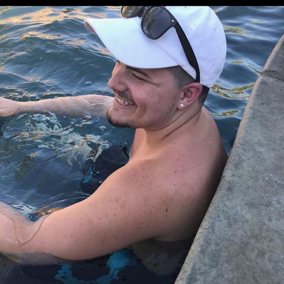 Meet your Posher, David - Picture 1 of 1