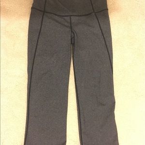 Gently used LuluLemon crop yoga pants