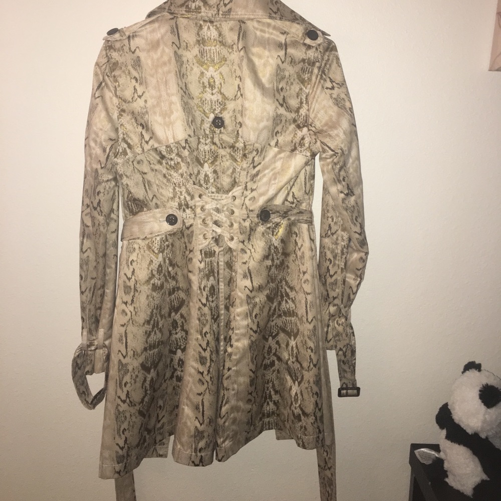 bebe mid-trench style jacket w corset back