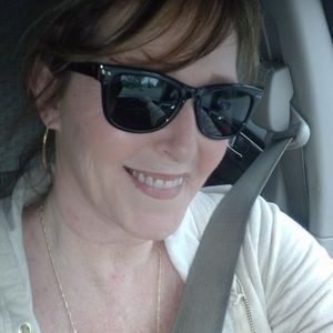 Meet your Posher, Sabrina