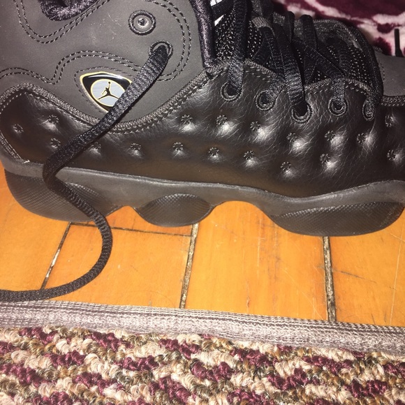 Black Jordan's - Picture 2 of 8