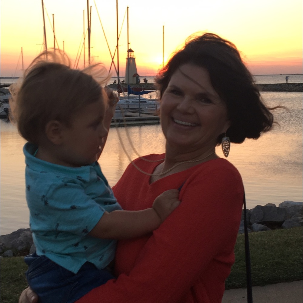 Meet your Posher, Lisa