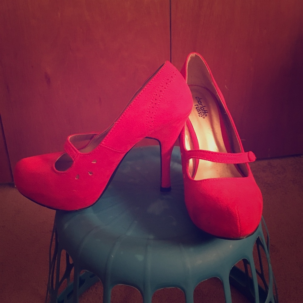 Red Charlotte Russe Pumps