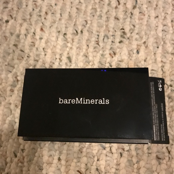 BareMinerals Invisible Light TranslucentPowder Duo - Picture 2 of 4