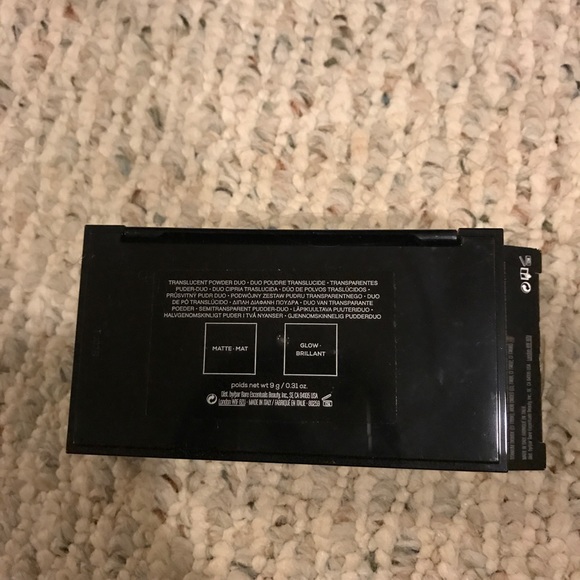 BareMinerals Invisible Light TranslucentPowder Duo - Picture 3 of 4