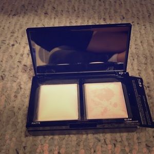 BareMinerals Invisible Light TranslucentPowder Duo