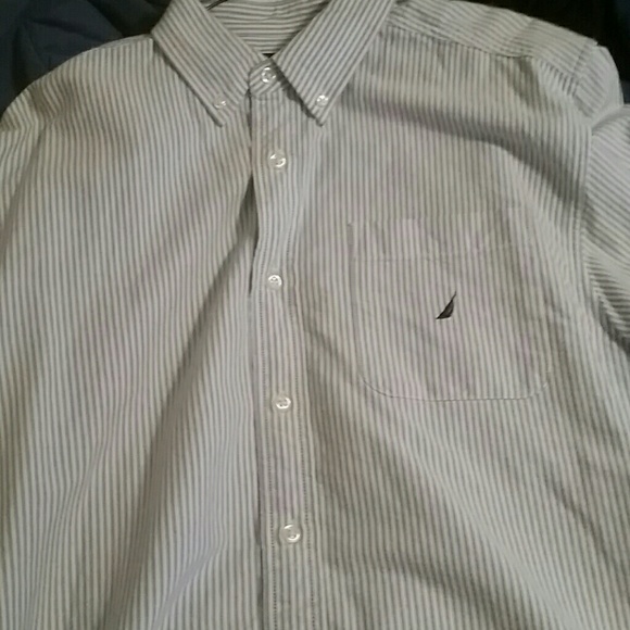 Nautica long sleeve dress shirt. - Picture 1 of 2