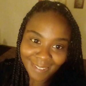 Meet your Posher, Lavonia