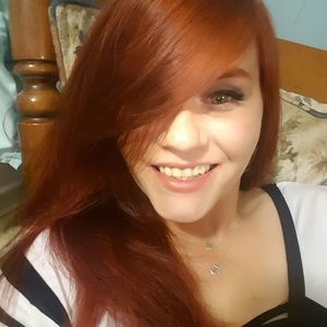 Meet your Posher, Caitlin