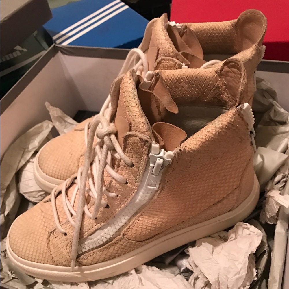 Giuseppe sneakers