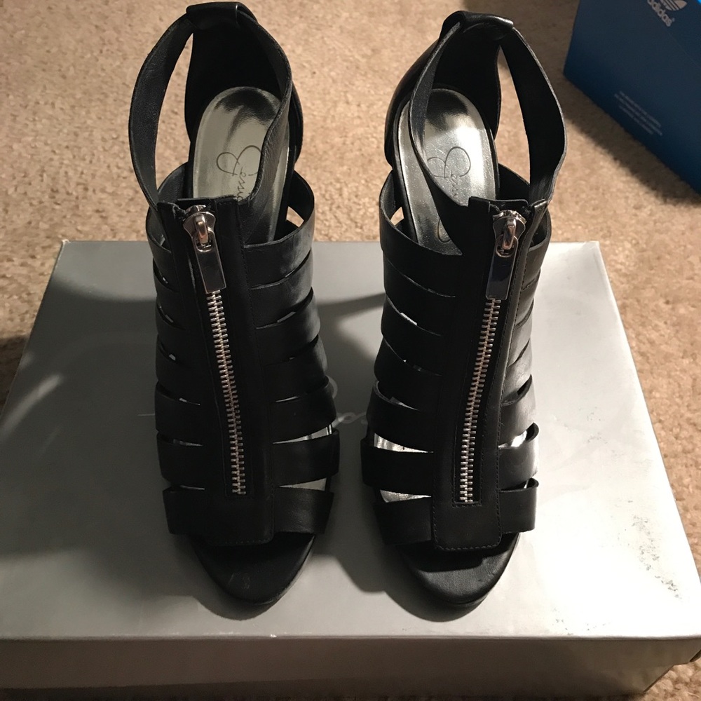 Jessica Simpson heals