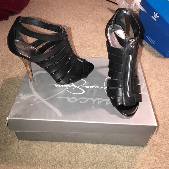 Jessica Simpson heals - Picture 2 of 2
