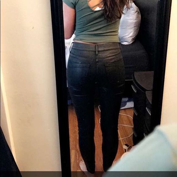 Black leather pants - Picture 2 of 2