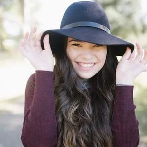 Meet your Posher, Alyssa