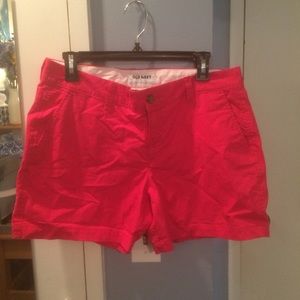 CLEAROUT Hot pink chino shorts 💖