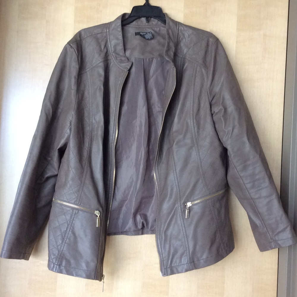 Alfaro Woman Faux Leather Jacket