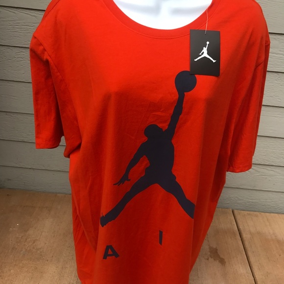 Nike Other - Men Nike brand new x large and med