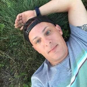 Meet your Posher, Giovanni