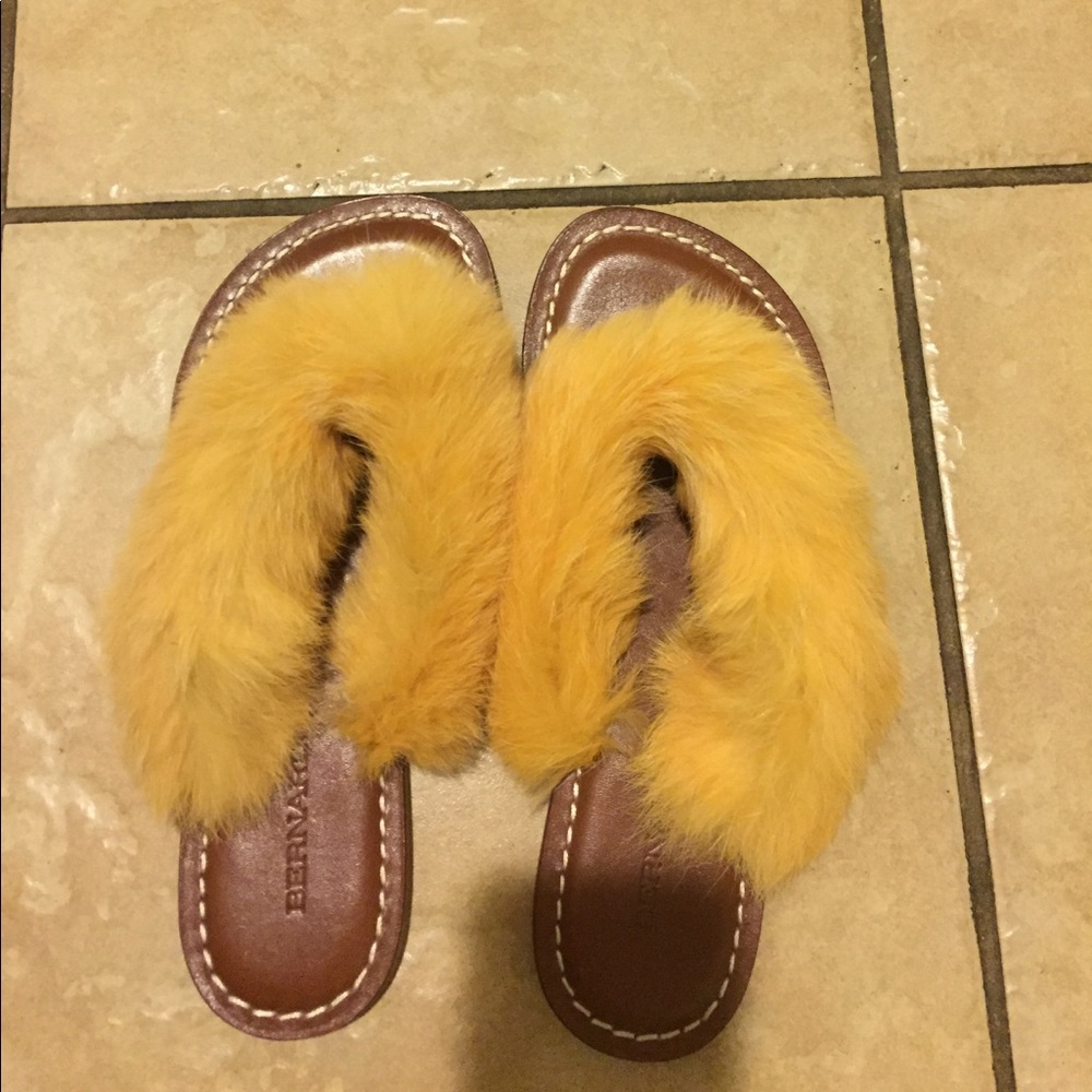 Bernardo real rabbit fur sandals