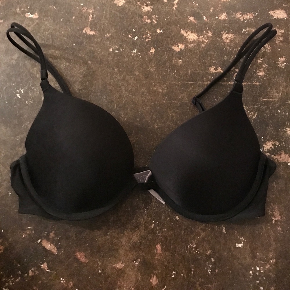 Victoria's Secret Black T Shirt Push Up Bra