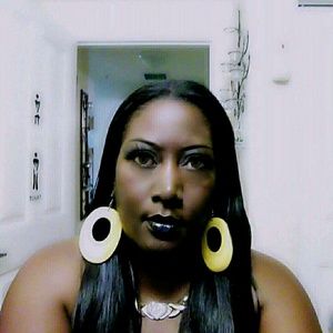 Meet your Posher, Erika