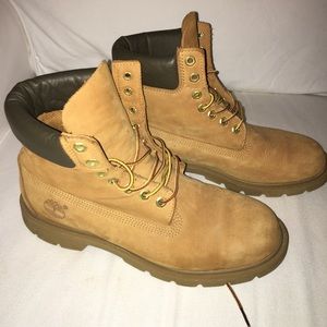 Men's timberland boots size 9