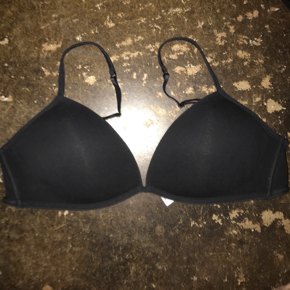 GAP body Wireless Black Triangle Bra