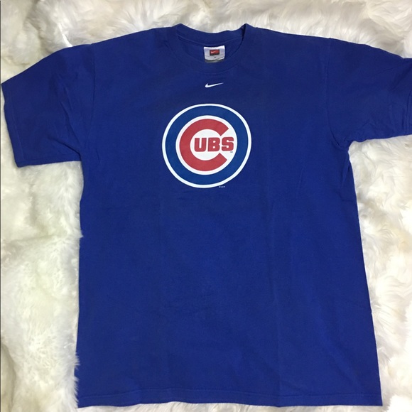 Nike Other - Chicago Cubs blue Nike shirt sz M shirt sleeve Tee