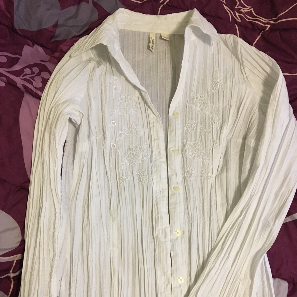 White collar dressy shirt (Woman)