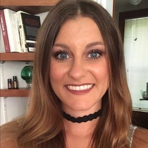 Meet your Posher, Ashetin