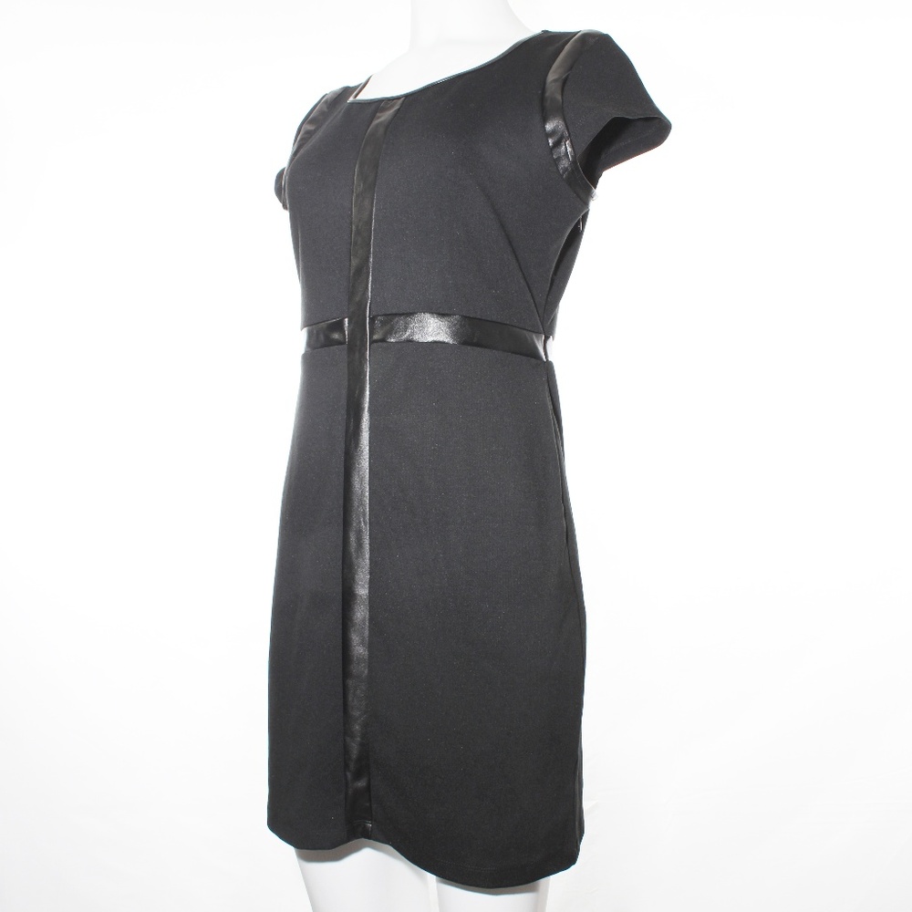 Romeo Juliet Couture Black Colorblock Faux Leather