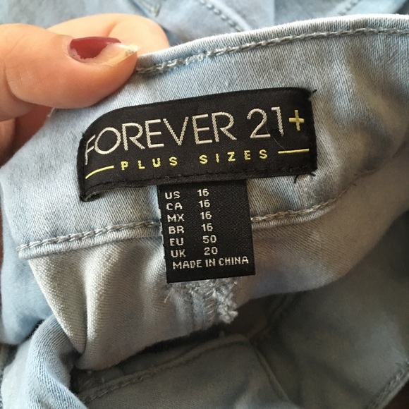 Forever 21 Stretchy Jeans - Picture 3 of 4